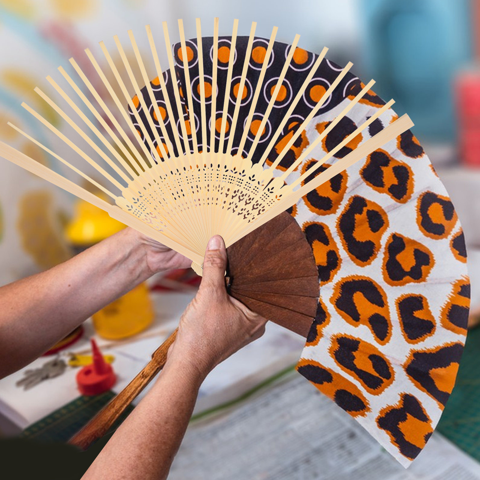 Exquisiter antiker Faltfächer- – Art Craft Decoration Ideas Bewertung und Preis