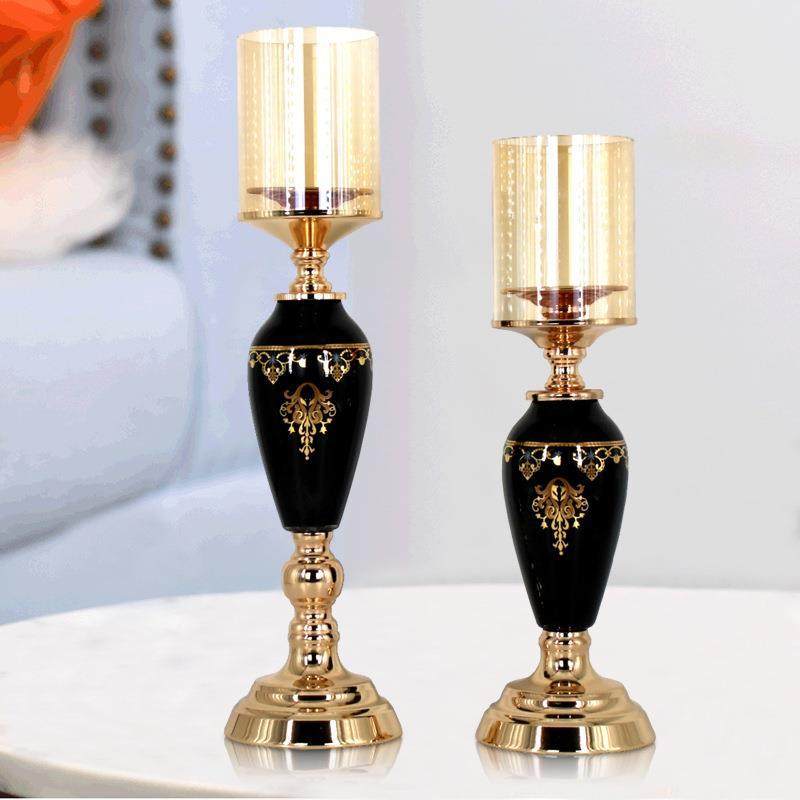 Kerzenständer-Ornament mit Met – Art Craft Restaurant Bewertung und Preis
